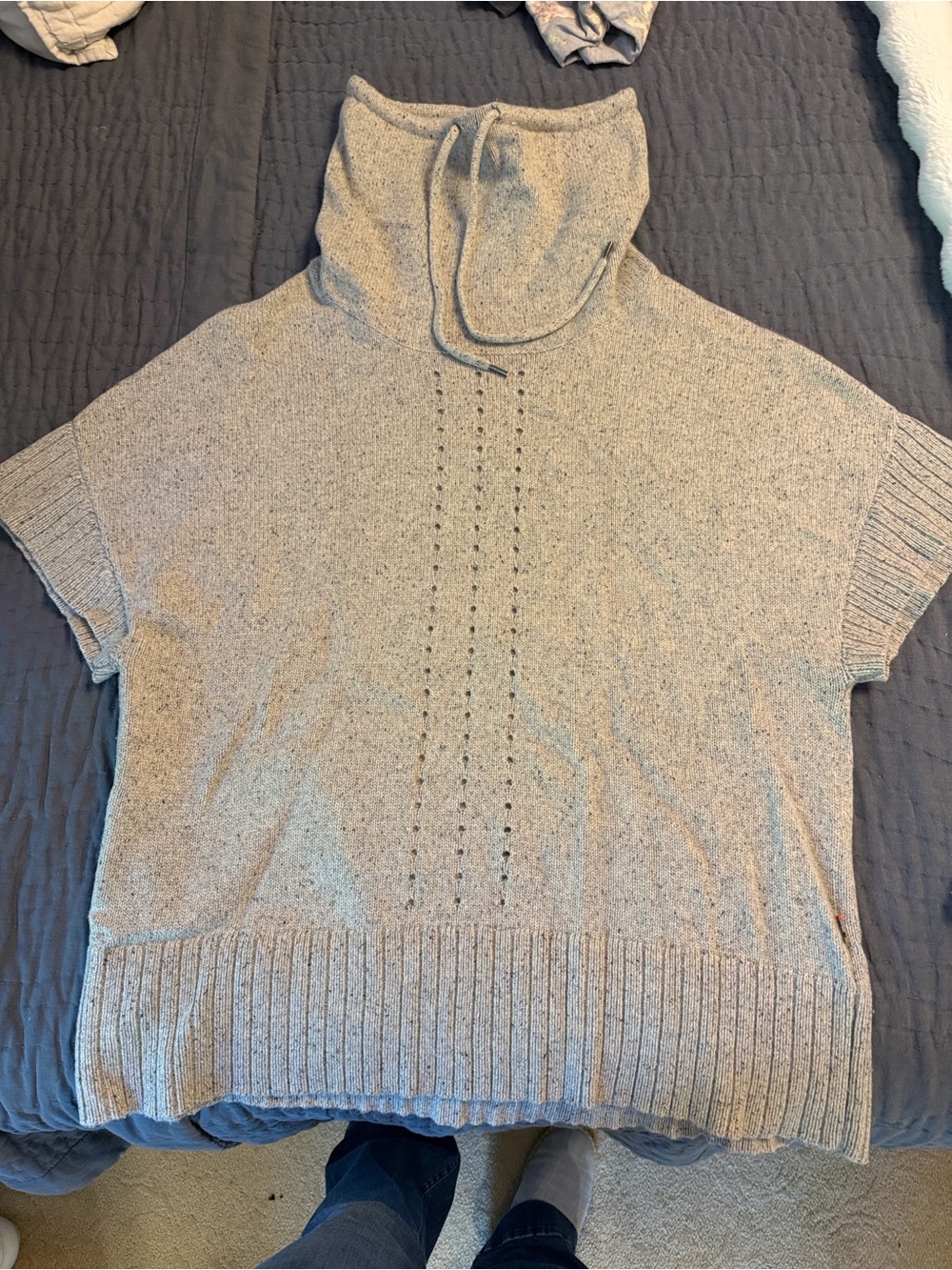 Smartwool creststone merino wool poncho gray sweater